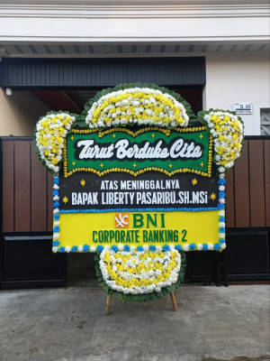 Papan Bunga Duka di Pagambiran Ampalu Nan Xx