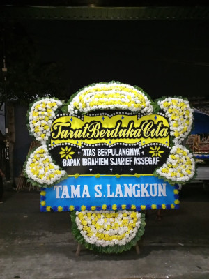 Papan Bunga Duka di Pagambiran Ampalu Nan Xx